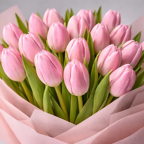 С любовью - букет из розовых тюльпанов